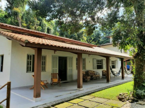 Itamambuca: aconchegante casa no condomínio